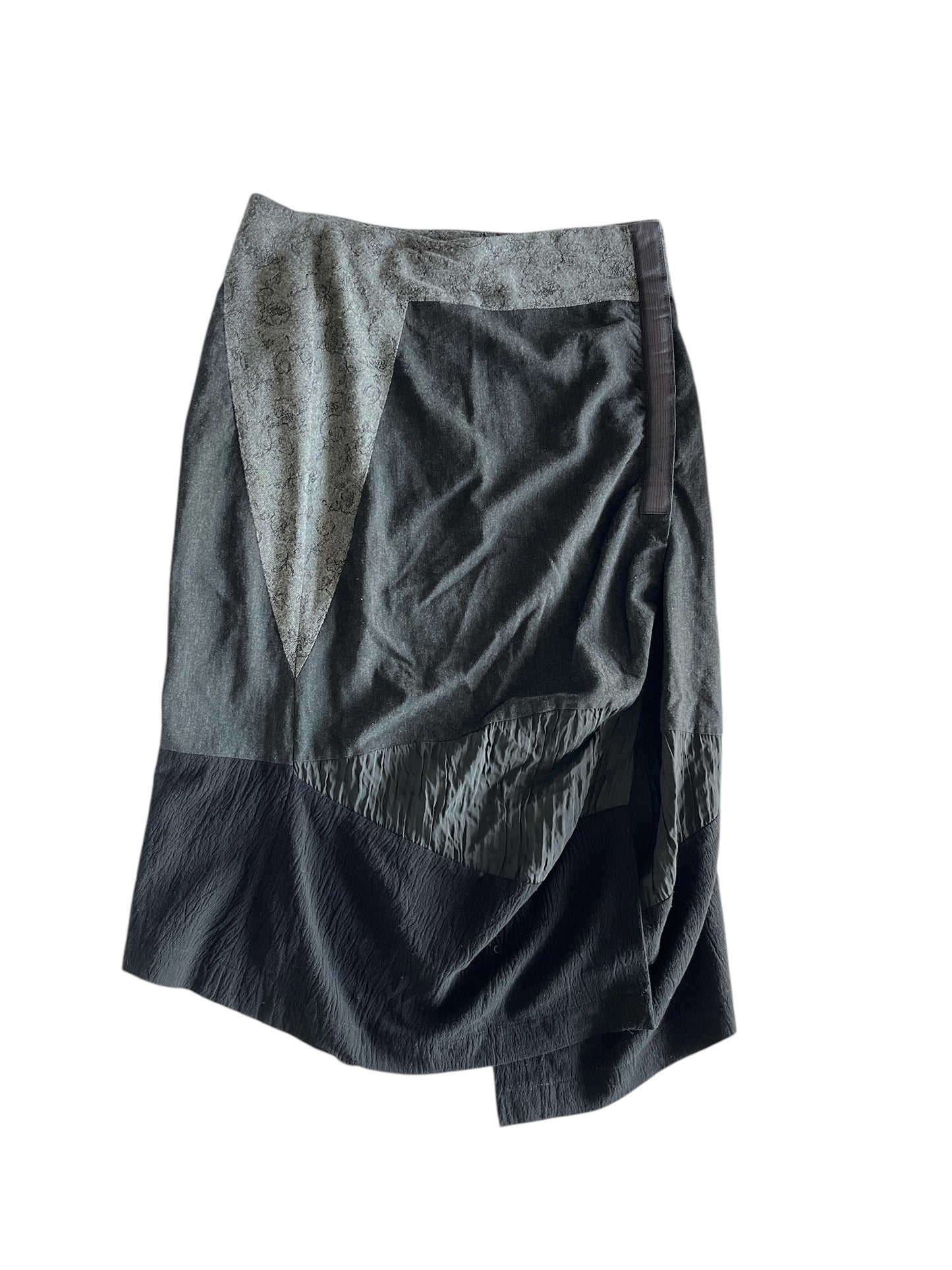 ASYMMETRICAL SKIRT
