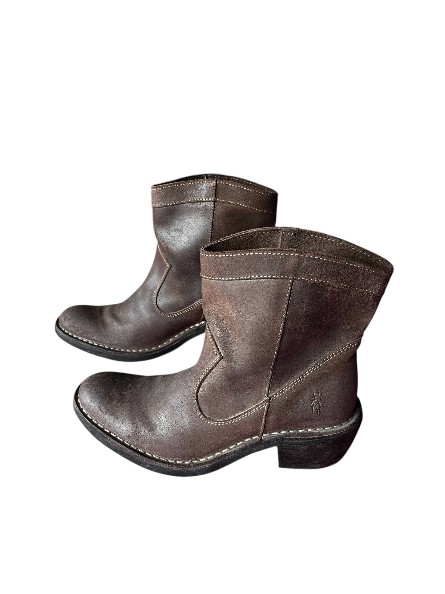 LOW ANKLE BOOTS